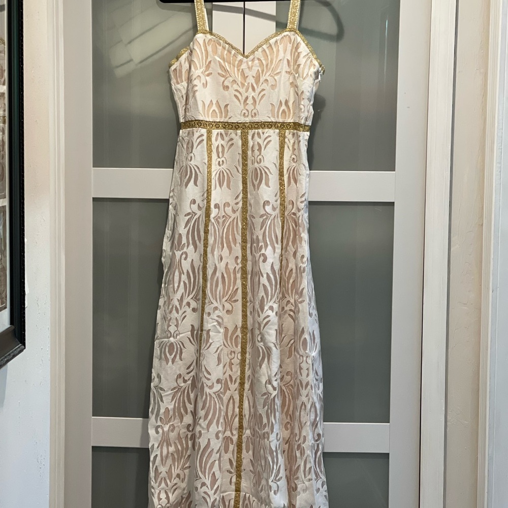 Elegant Gold and Cream Women's Dress